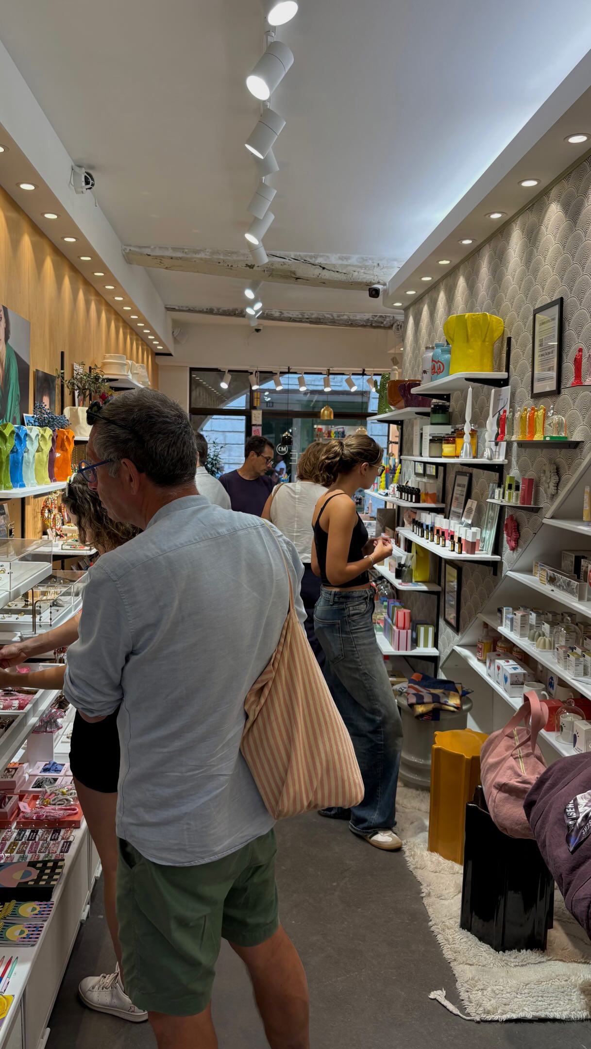 SHOPPING TIME ✨ — Instagram Aparté