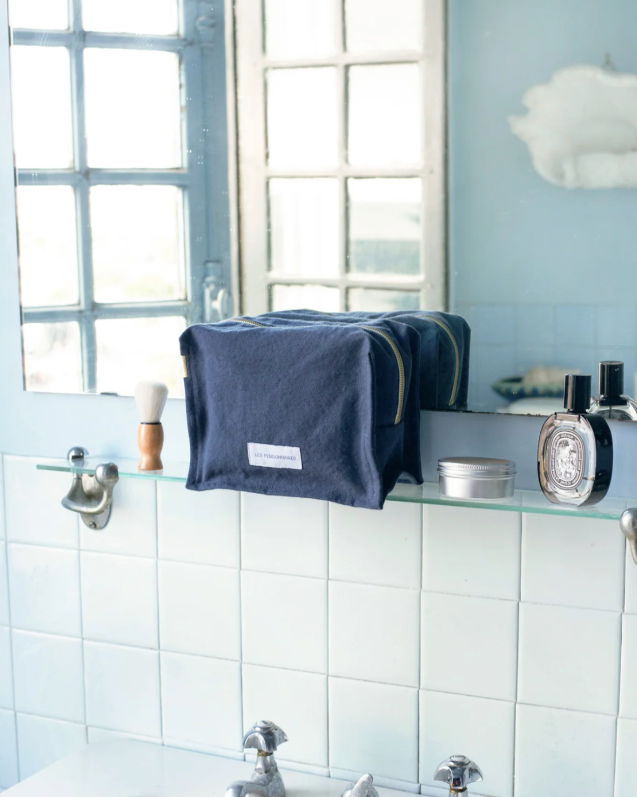 trousse de toilettes bleu